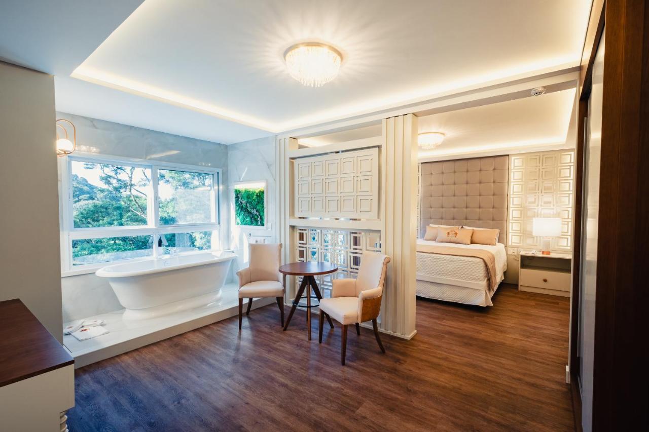 Hotel E Restaurante Giratorio Rf Vision - A Melhor Vista 360 De Грамаду Екстер'єр фото