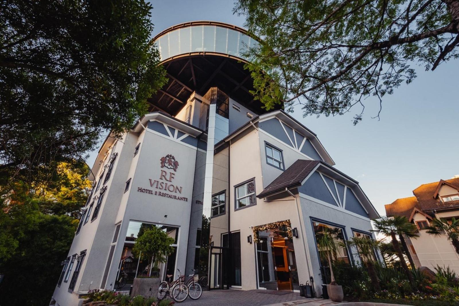 Hotel E Restaurante Giratorio Rf Vision - A Melhor Vista 360 De Грамаду Екстер'єр фото
